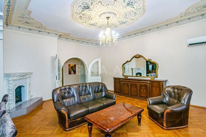 İcarəyə verilir 3 otaqlı köhnə tikili 140 m², Sahil m., photo 30 from 31