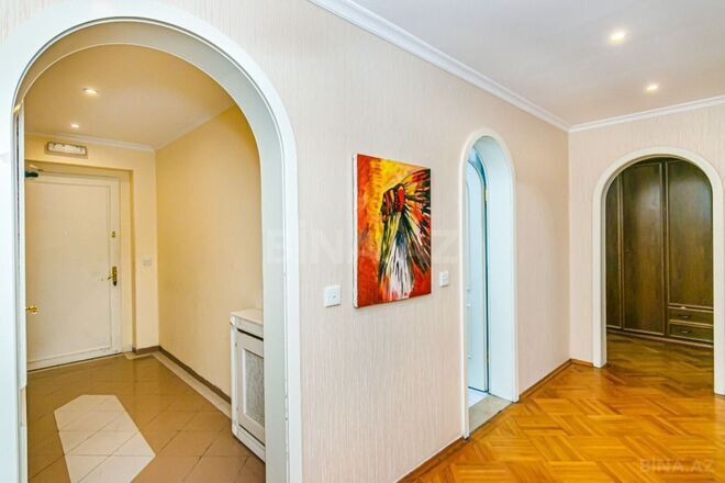 İcarəyə verilir 3 otaqlı köhnə tikili 140 m², Sahil m., photo 8 from 31