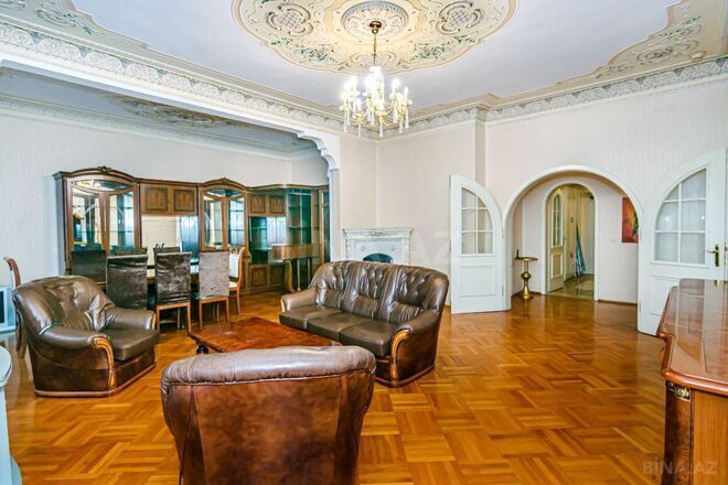 İcarəyə verilir 3 otaqlı köhnə tikili 140 m², Sahil m., photo 27 from 31