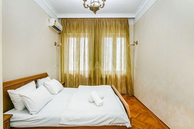 İcarəyə verilir 3 otaqlı köhnə tikili 130 m², Sahil m., photo 13 from 28