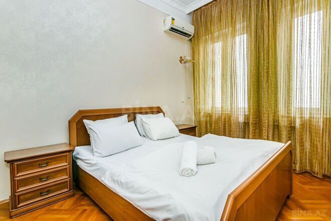 İcarəyə verilir 3 otaqlı köhnə tikili 130 m², Sahil m., photo 11 from 28
