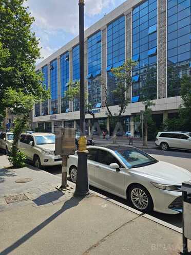 Продаётся 3-комн. новостройка 86 м², м. Сахил, photo 1 from 25