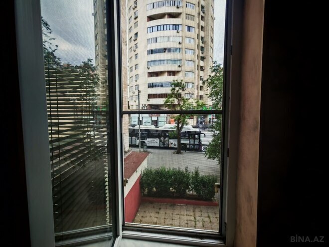 Satılır 1 otaqlı köhnə tikili 30 m², Elmlər Akademiyası m., photo 9 from 11