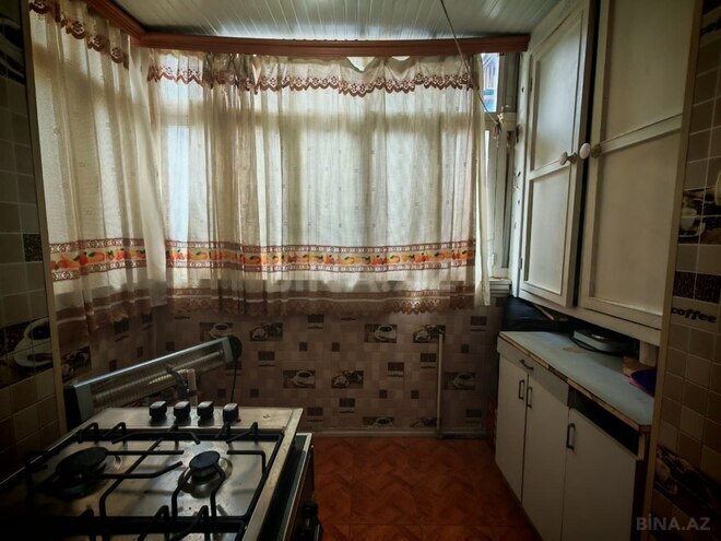 Satılır 1 otaqlı köhnə tikili 30 m², Elmlər Akademiyası m., photo 5 from 11