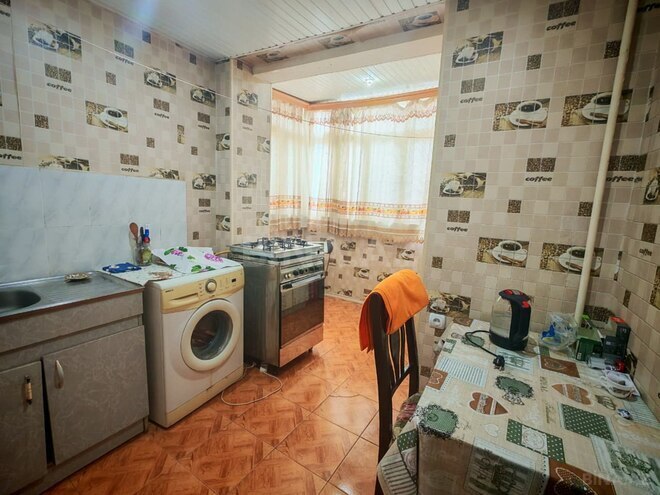 Satılır 1 otaqlı köhnə tikili 30 m², Elmlər Akademiyası m., photo 4 from 11