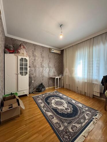 Satılır 4 otaqlı köhnə tikili 110 m², Elmlər Akademiyası m., photo 18 from 30