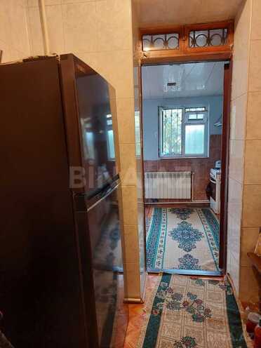 Satılır 4 otaqlı köhnə tikili 80 m², Xalqlar Dostluğu m., photo 9 from 14
