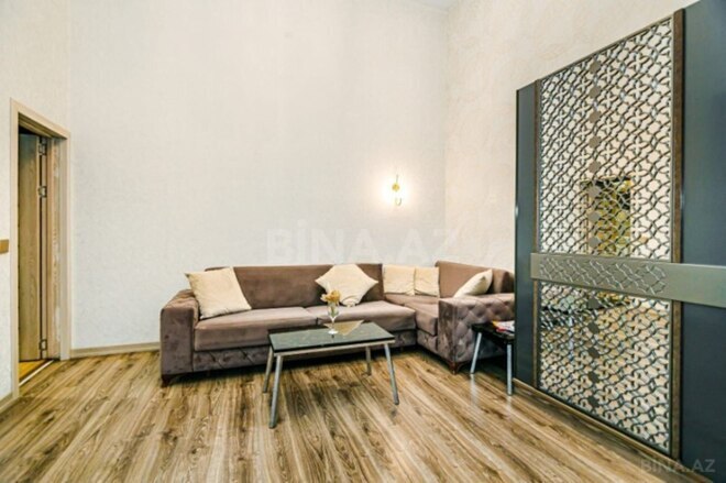 Satılır 2 otaqlı köhnə tikili 72 m², Sahil m., photo 5 from 10