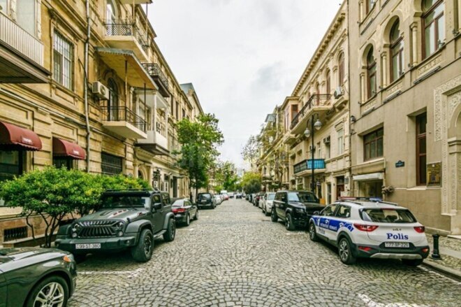 Satılır 2 otaqlı köhnə tikili 72 m², Sahil m., photo 6 from 10