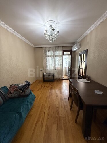 İcarəyə verilir 2 otaqlı köhnə tikili 55 m², Memar Əcəmi m., photo 1 from 10