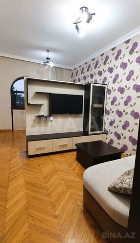 Сдаётся 1-комн. вторичка 60 м², м. Сахил, photo 1 from 8