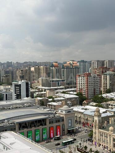 Satılır 6 otaqlı yeni tikili 250 m², 28 May m., photo 30 from 31