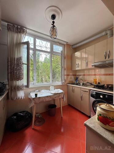 Продаётся 2-комн. вторичка 40 м², м. Иншаатчылар, photo 10 from 15