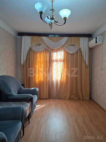 Satılır 2 otaqlı köhnə tikili 45 m², Xalqlar Dostluğu m., photo 1 from 12