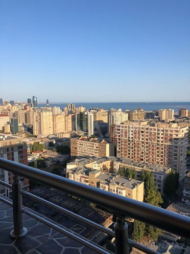 Продаётся 3-комн. новостройка 165 м², м. Низами, photo 20 from 24