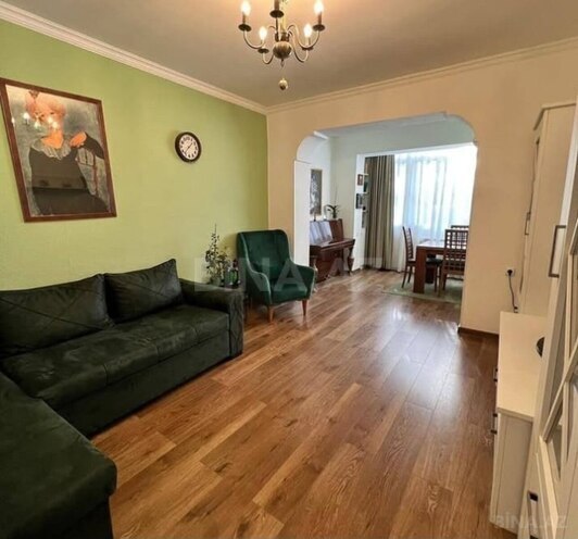 İcarəyə verilir 2 otaqlı köhnə tikili 61 m², Elmlər Akademiyası m., photo 1 from 10