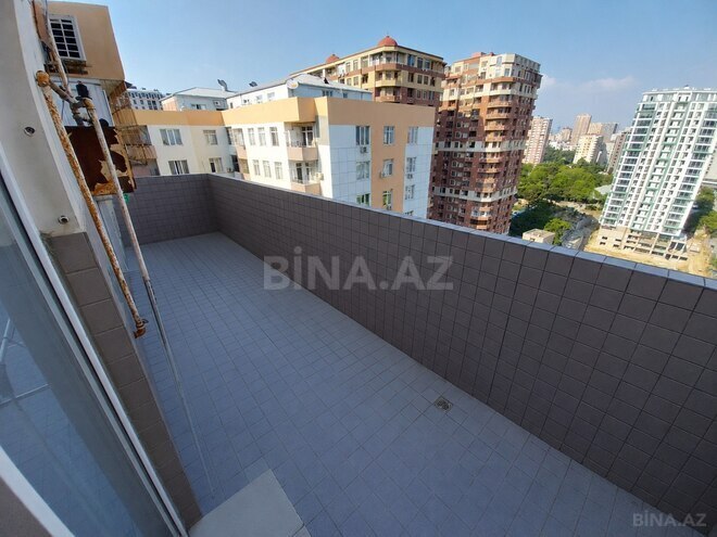 Продаётся 4-комн. новостройка 183 м², м. Низами, photo 15 from 19