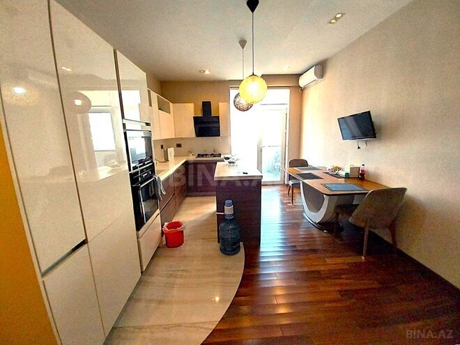 Продаётся 4-комн. новостройка 183 м², м. Низами, photo 14 from 19