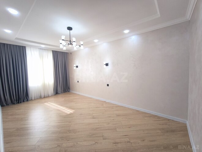 Продаётся 3-комн. вторичка 80 м², м. Ази Асланов, photo 3 from 16