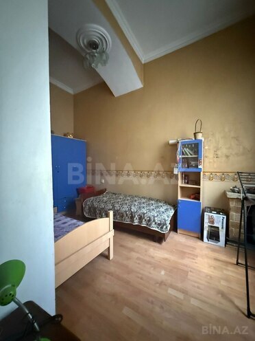 Satılır 4 otaqlı köhnə tikili 105 m², Sahil m., photo 11 from 15