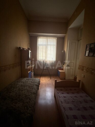 Satılır 4 otaqlı köhnə tikili 105 m², Sahil m., photo 10 from 15