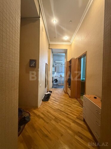 Satılır 4 otaqlı köhnə tikili 105 m², Sahil m., photo 7 from 15