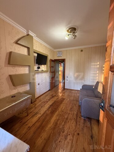 Продаётся 3-комн. вторичка 65 м², м. Ази Асланов, photo 10 from 16