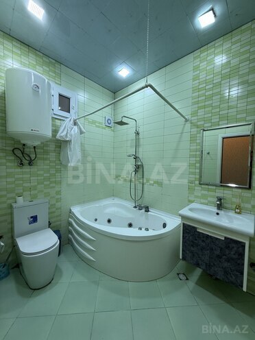 Satılır 3 otaqlı köhnə tikili 111 m², Sahil m., photo 13 from 17