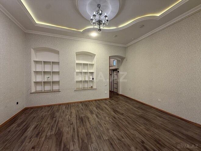 Satılır 3 otaqlı köhnə tikili 111 m², Sahil m., photo 9 from 17