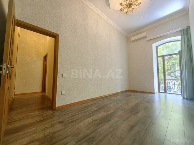 Продаётся 3-комн. вторичка 110 м², м. Сахил, photo 11 from 32