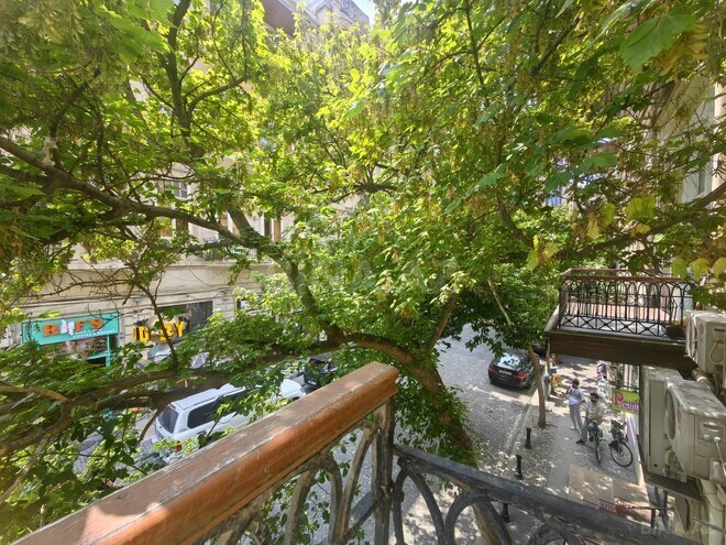Продаётся 3-комн. вторичка 110 м², м. Сахил, photo 17 from 32