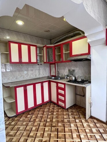 Продаётся 4-комн. вторичка 100 м², м. Ахмедлы, photo 9 from 16