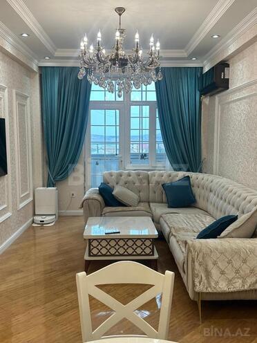 Satılır 2 otaqlı köhnə tikili 74 m², Memar Əcəmi m., photo 3 from 10