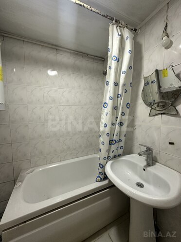 Satılır 2 otaqlı köhnə tikili 60 m², Qaraçuxur q., photo 14 from 16