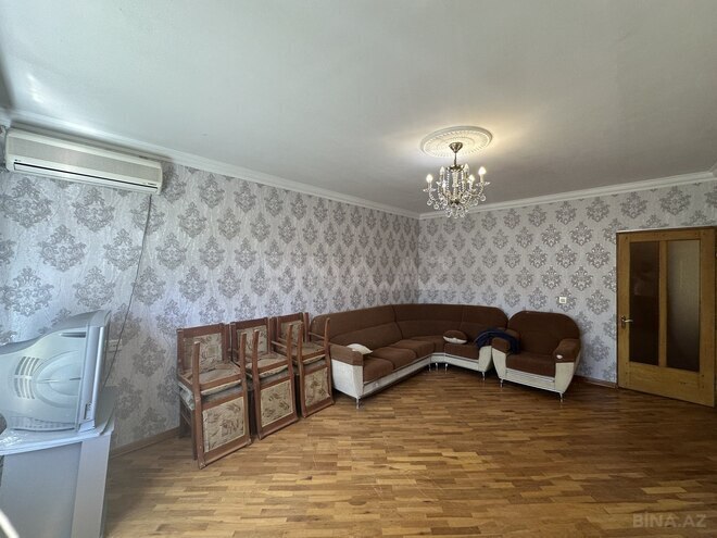 Satılır 2 otaqlı köhnə tikili 60 m², Qaraçuxur q., photo 3 from 16