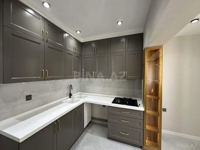Satılır 4 otaqlı köhnə tikili 100 m², Bakıxanov q., photo 21 from 30