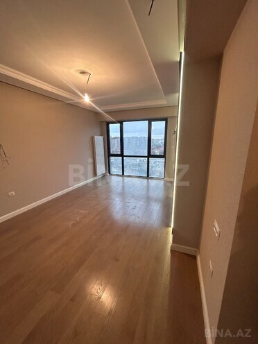 Сдаётся 3-комн. новостройка 70 м², м. Бакмил, photo 3 from 10