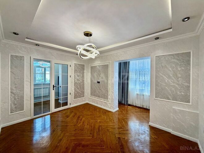 Satılır 3 otaqlı köhnə tikili 65 m², Xalqlar Dostluğu m., photo 1 from 25