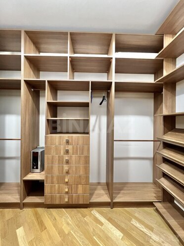 Продаётся 4-комн. новостройка 218 м², Бинагадинский р., photo 11 from 16