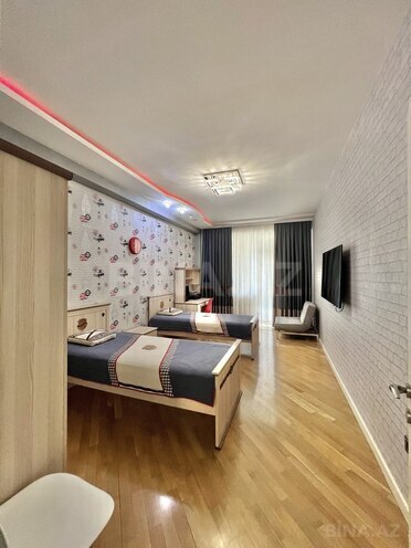 Продаётся 4-комн. новостройка 218 м², Бинагадинский р., photo 7 from 16