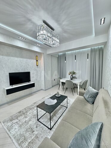 Сдаётся 2-комн. новостройка 60 м², м. Нариман Нариманов, photo 1 from 10