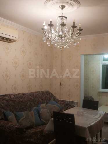 Сдаётся 2-комн. вторичка 54 м², м. Нефтчиляр, photo 1 from 19