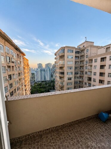 Сдаётся 3-комн. новостройка 120 м², м. 8 ноября, photo 9 from 11
