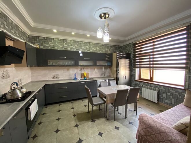 Satılır 5 otaqlı həyət evi/bağ evi 218 m², Novxanı q., photo 15 from 17
