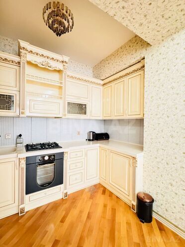 Сдаётся 3-комн. новостройка 140 м², м. Сахил, photo 3 from 16