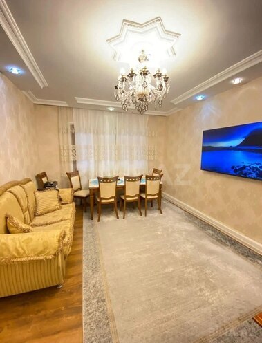 Продаётся 3-комн. вторичка 70 м², photo 1 from 16
