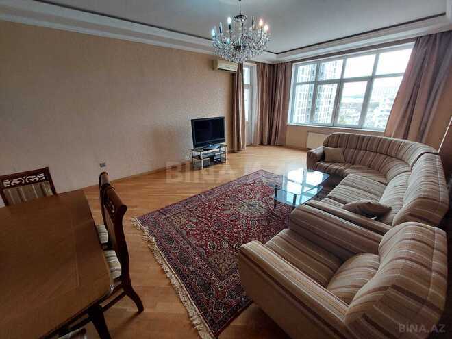 Сдаётся 3-комн. новостройка 130 м², м. Элмляр Академиясы, photo 3 from 22