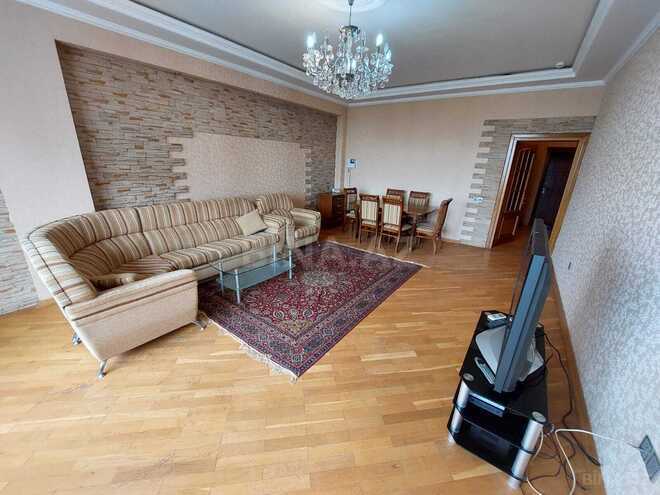 Сдаётся 3-комн. новостройка 130 м², м. Элмляр Академиясы, photo 5 from 22