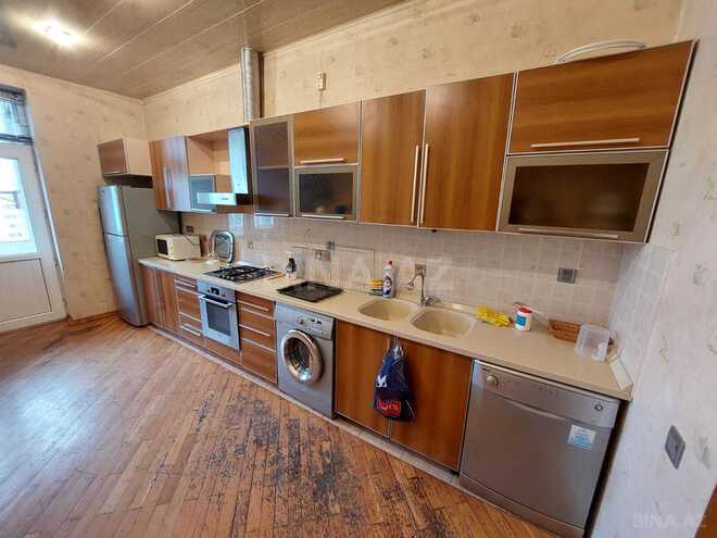 Сдаётся 3-комн. новостройка 130 м², м. Элмляр Академиясы, photo 15 from 22