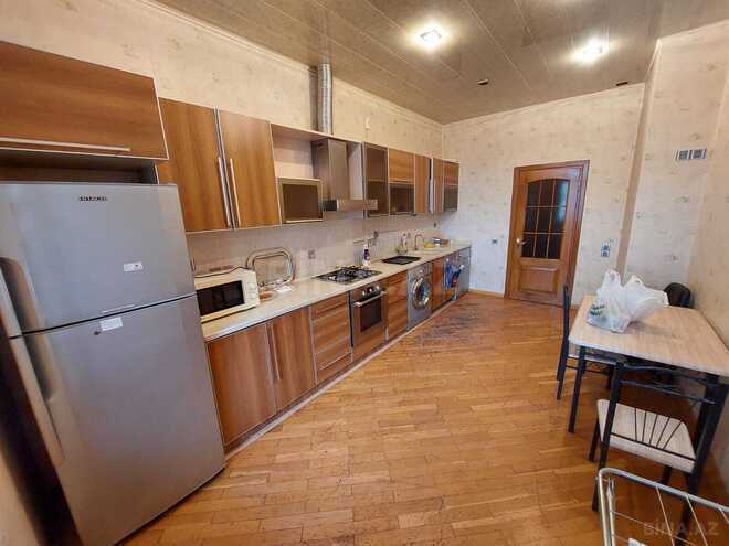 Сдаётся 3-комн. новостройка 130 м², м. Элмляр Академиясы, photo 13 from 22